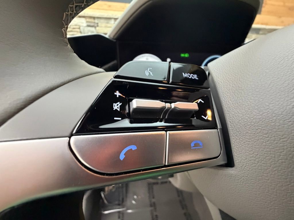 Certified 2023 Hyundai Elantra SEL w/ Convenience Package image 23