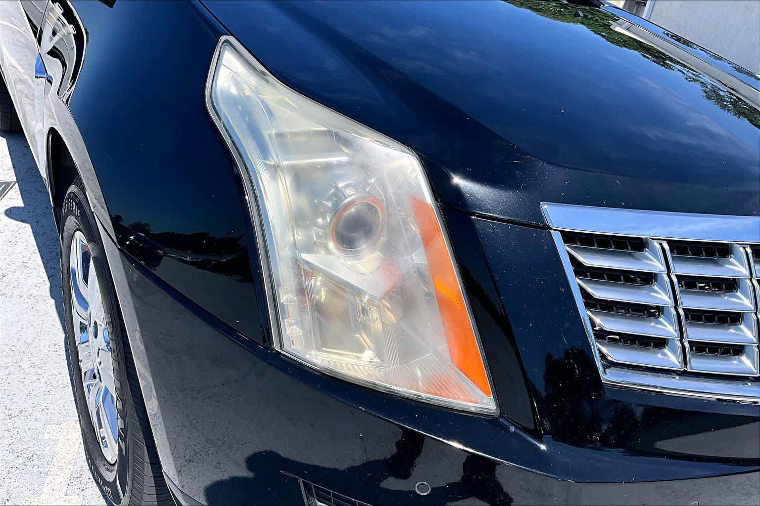 Used 2014 Cadillac SRX Luxury FWD image 28