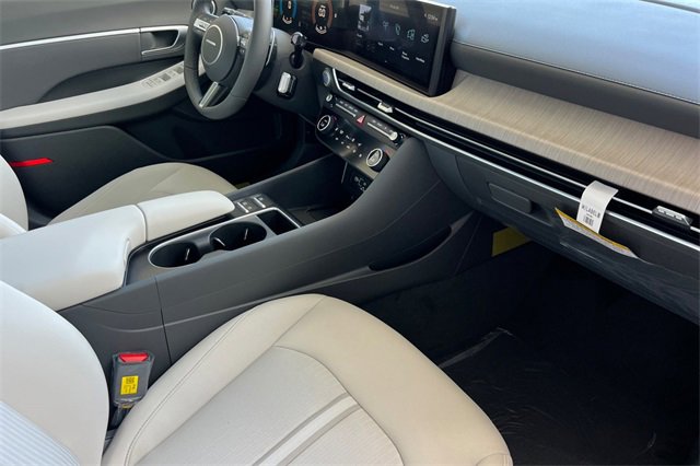 New 2025 Hyundai Sonata SEL image 15