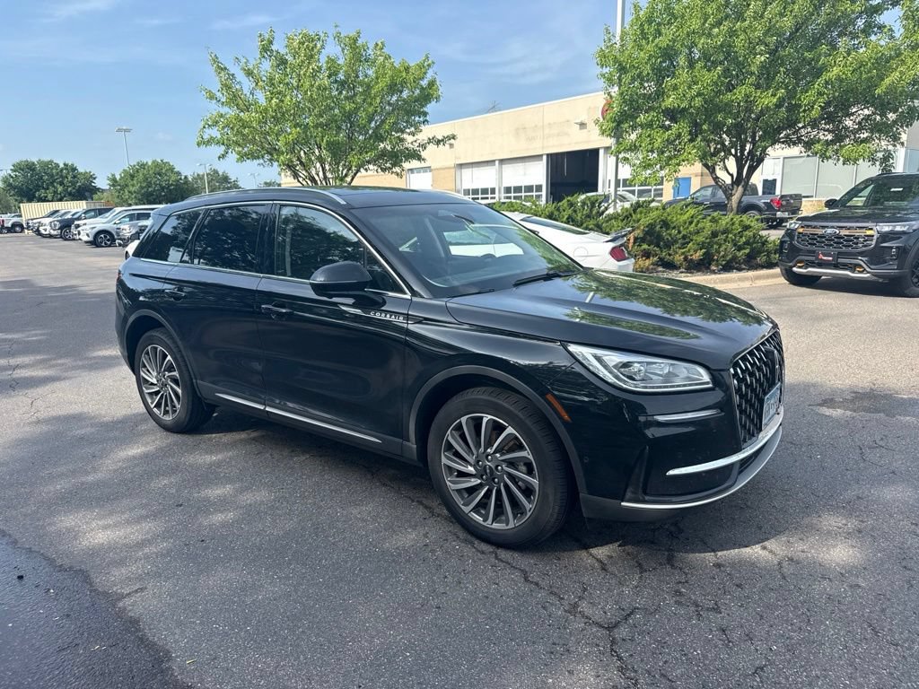 Certified 2023 Lincoln Corsair Reserve w/ Equipment Group 202A AWD/4WD image 2