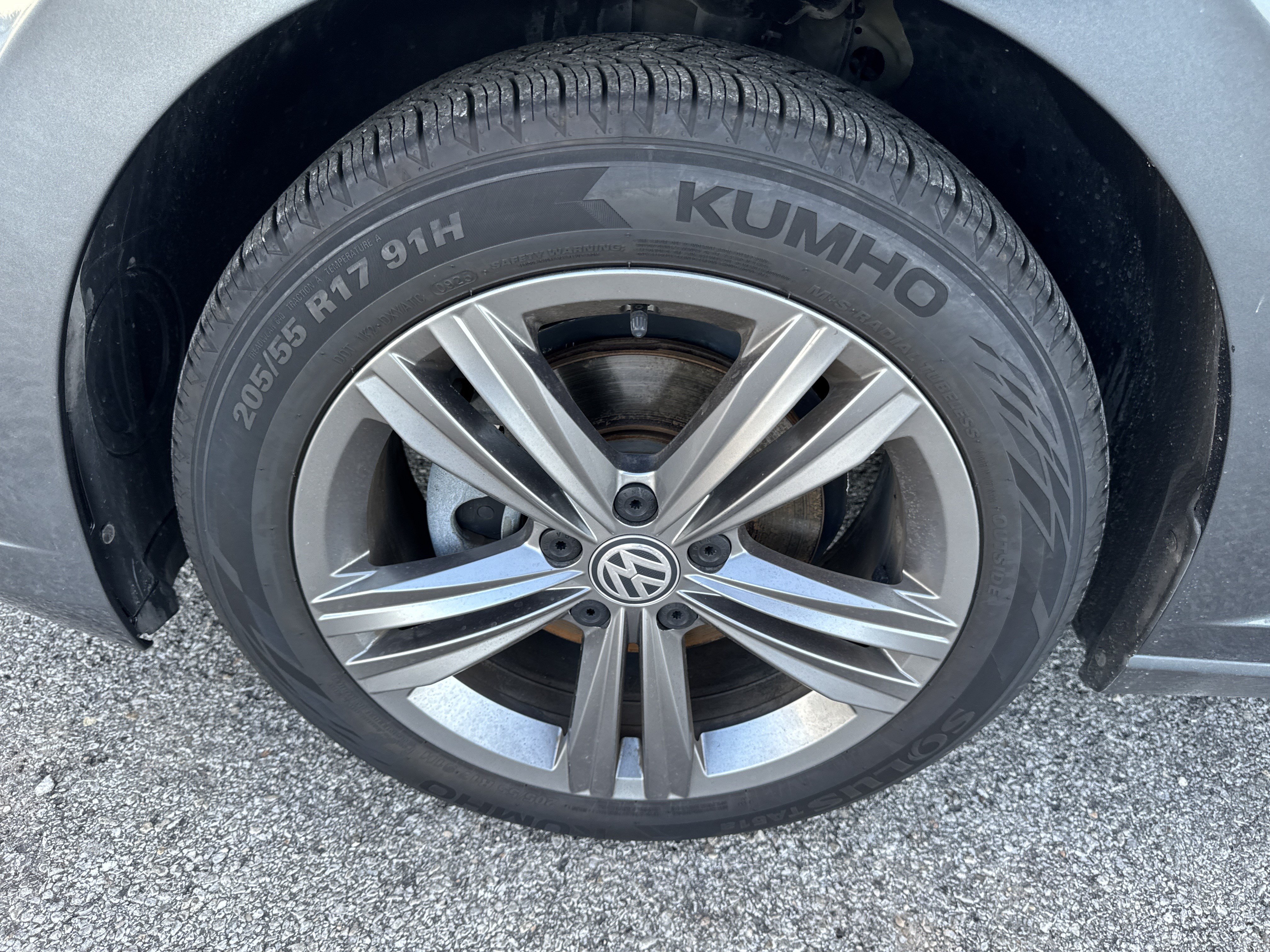 Used 2019 Volkswagen Jetta R-Line FWD image 9