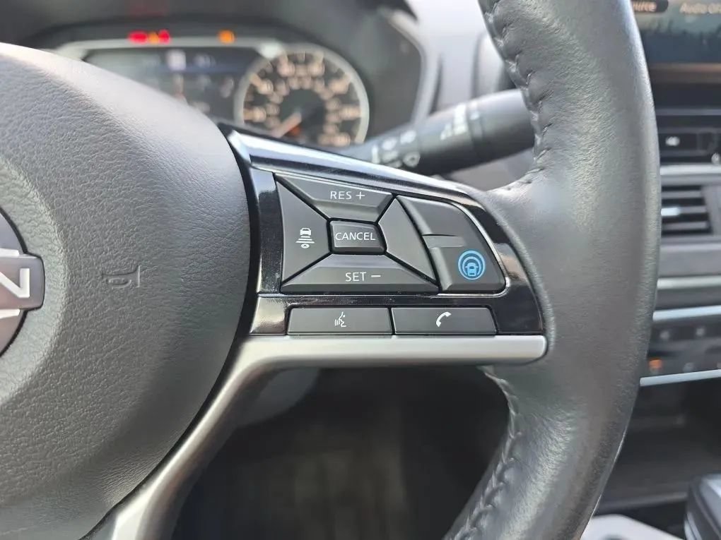 Used 2024 Nissan Altima 2.5 SV w/ SV Premium Package FWD image 20