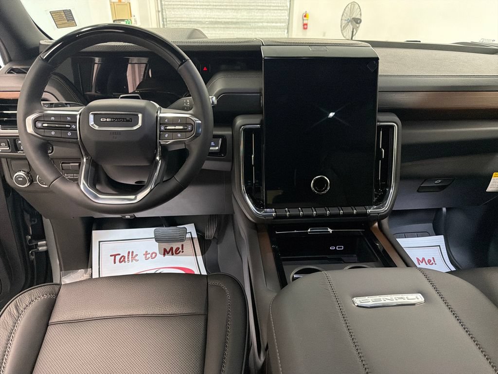 New 2026 GMC Yukon Denali w/ Denali Reserve Package RWD image 15