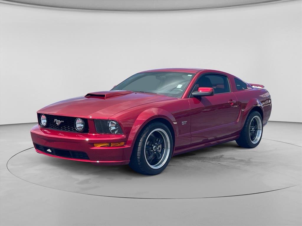 Used 2005 Ford Mustang GT Premium RWD image 3