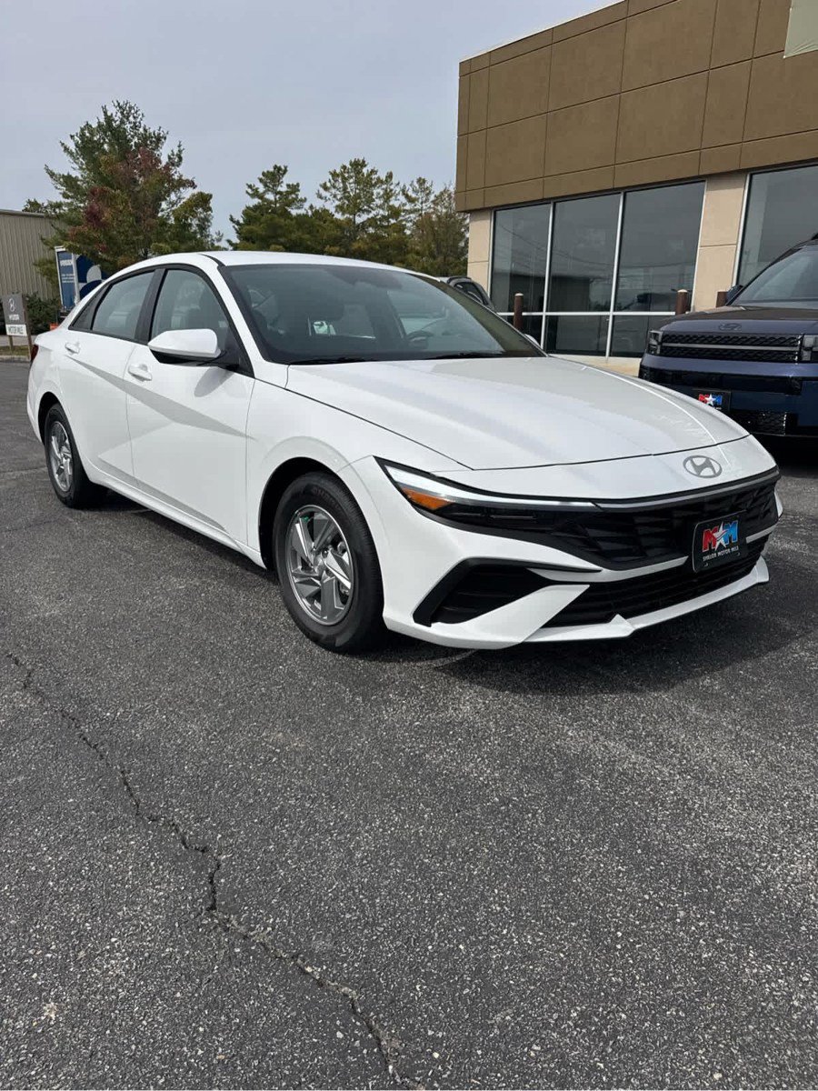 New 2026 Hyundai Elantra SE FWD image 12