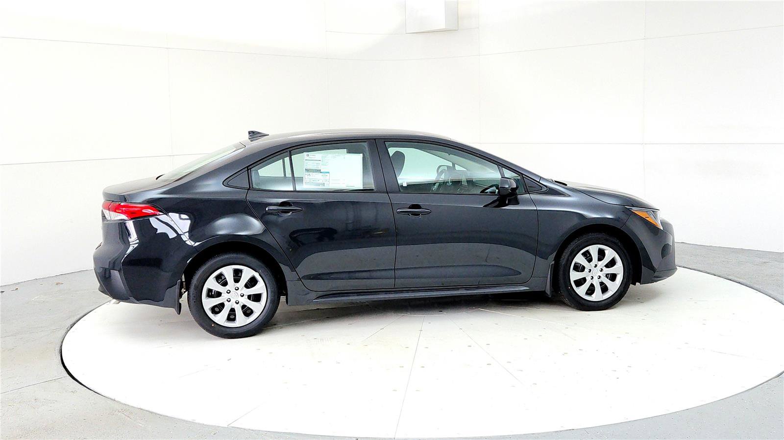 New 2026 Toyota Corolla LE FWD image 6