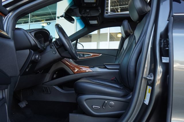 Used 2020 Lincoln Nautilus Reserve w/ Equipment Group 201A FWD image 28