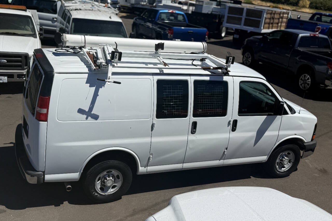 Used 2014 Chevrolet Express 2500 RWD image 5
