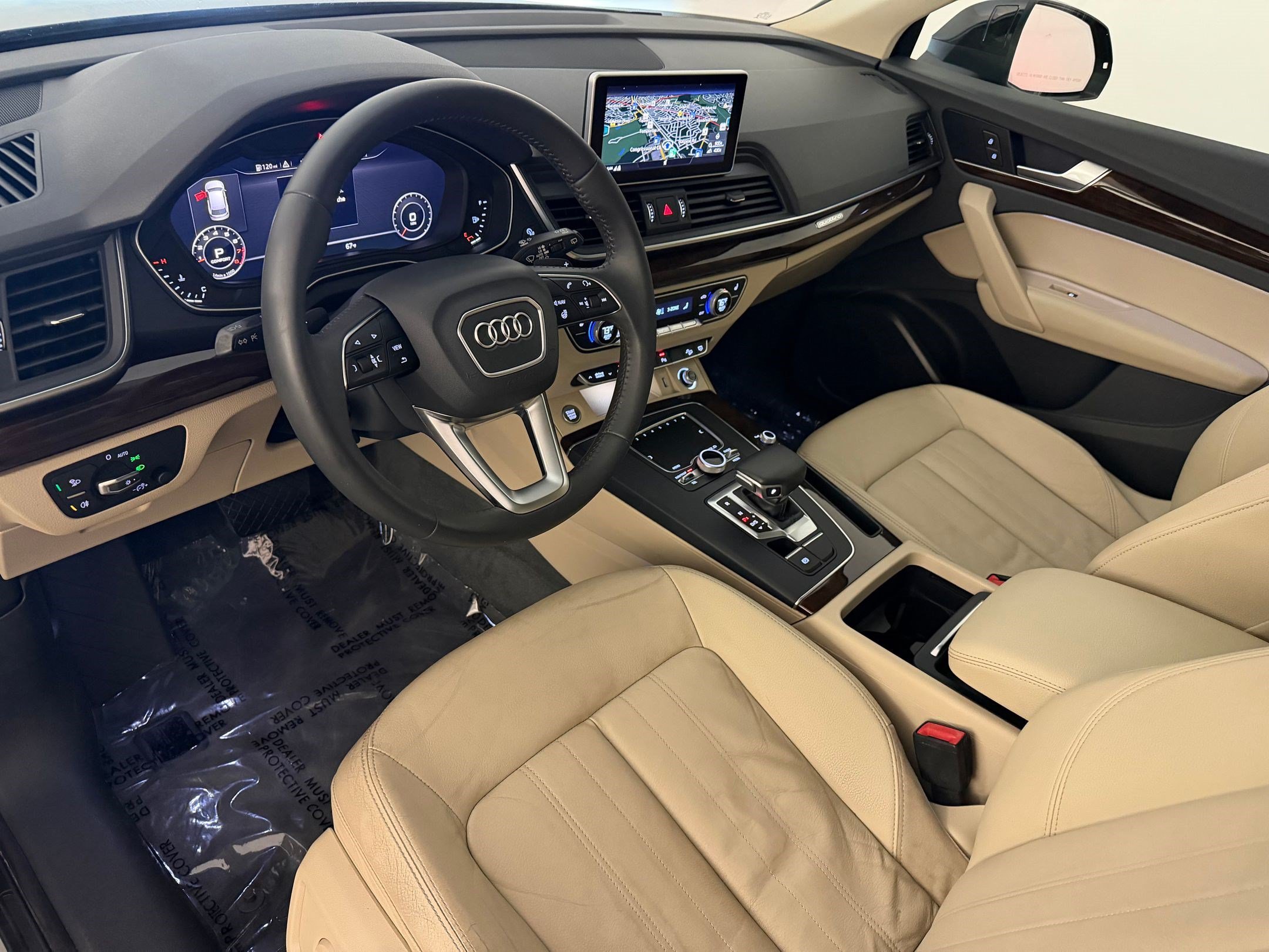 Used 2018 Audi Q5 Premium w/ Premium Plus Package AWD/4WD image 4