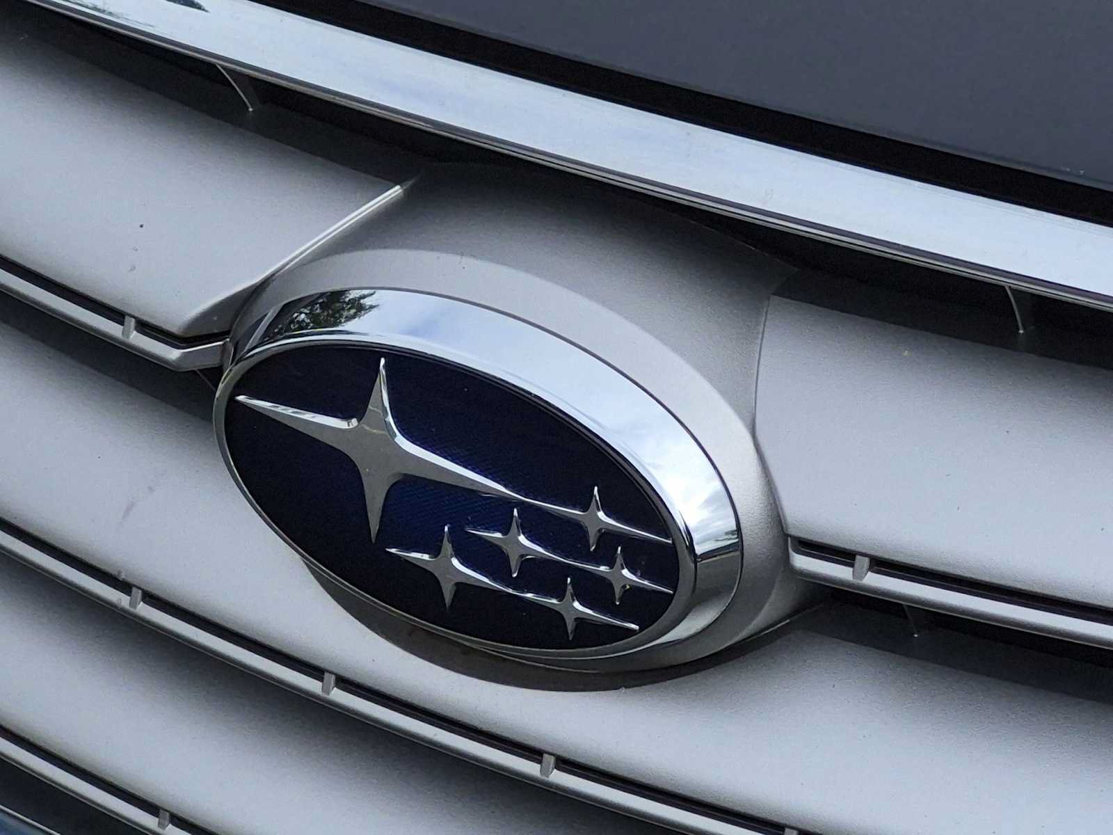 Used 2016 Subaru Legacy 2.5i Limited AWD/4WD image 12