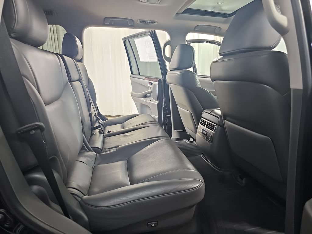 Used 2010 Lexus LX 570 4WD w/ Luxury Pkg image 14