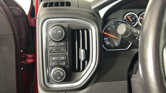 Used 2021 Chevrolet Silverado 1500 RST AWD/4WD image 19