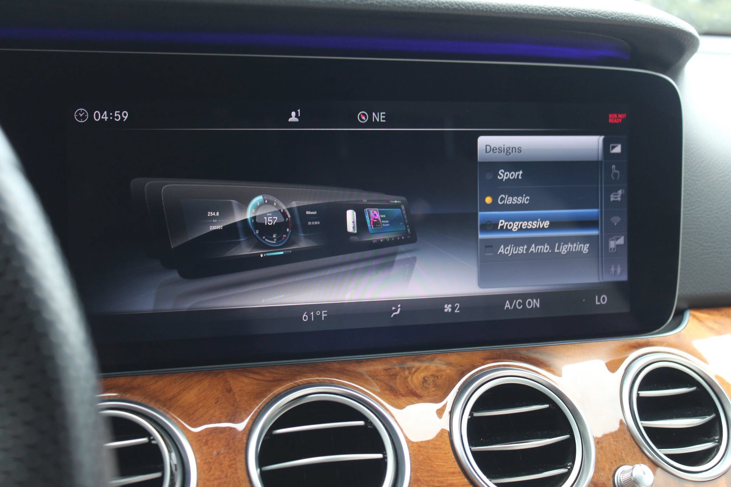 Used 2018 Mercedes-Benz E 400 4MATIC Sedan image 40