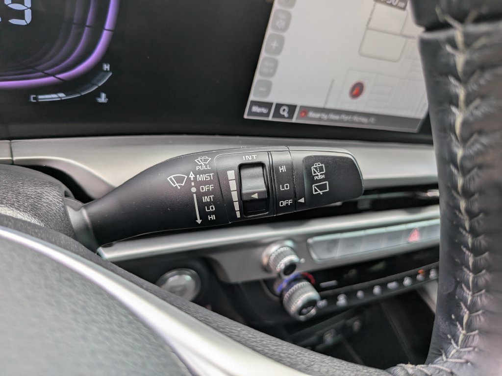 Certified 2025 Kia Telluride LX FWD image 34