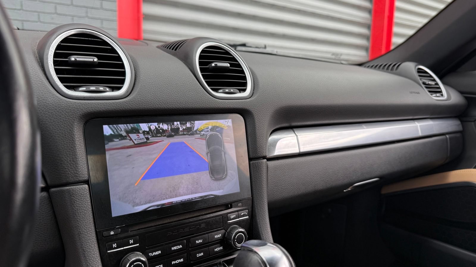 Used 2019 Porsche 718 Boxster RWD image 36