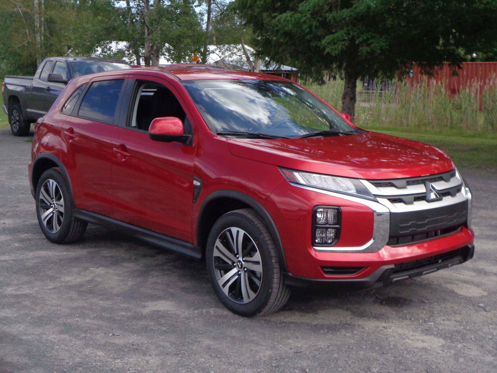 New 2026 Mitsubishi Outlander Sport ES AWD/4WD image 3