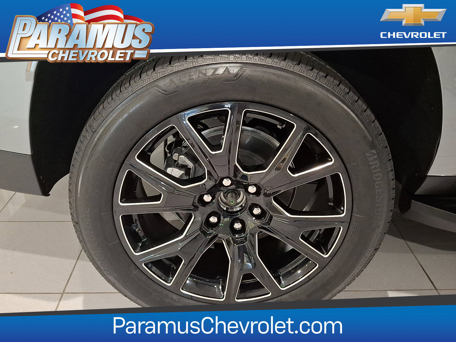 New 2026 Chevrolet Suburban LT w/ Comfort Package AWD/4WD image 5