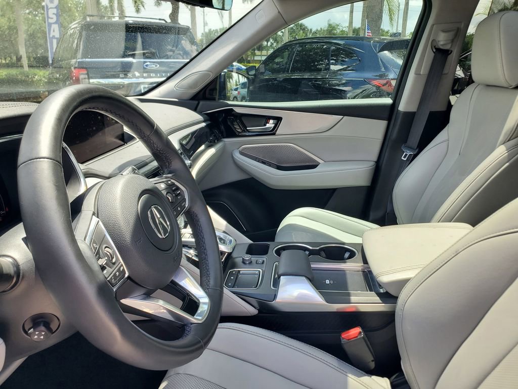 Used 2023 Acura MDX FWD w/ Technology Package image 17