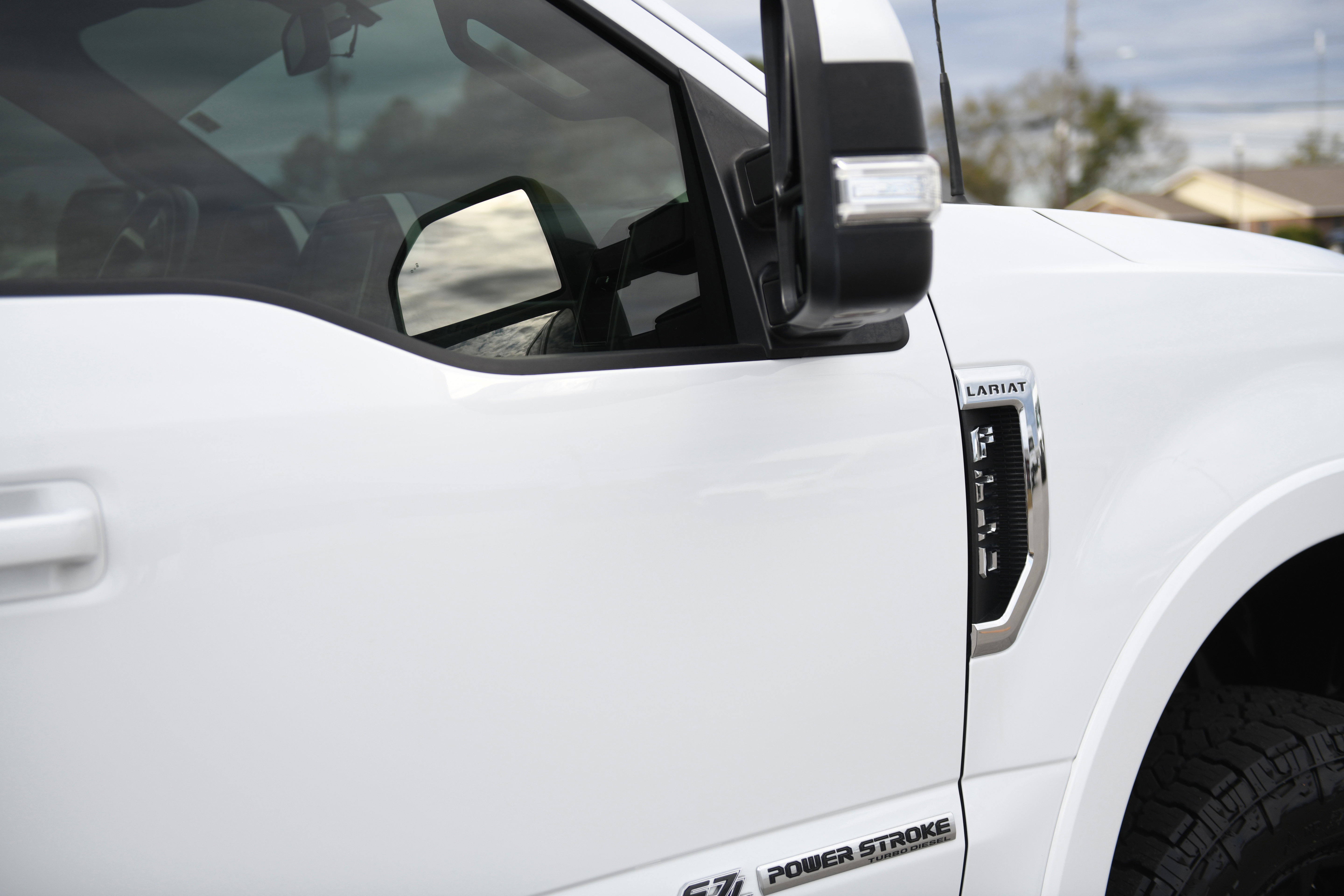 Used 2022 Ford F250 Lariat w/ Tremor Off-Road Package image 5