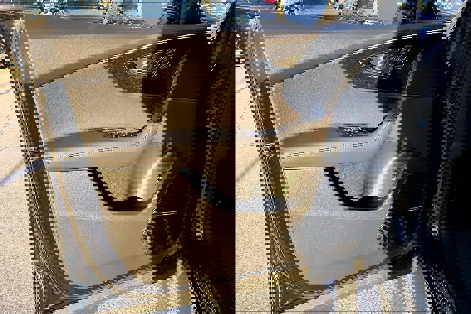 New 2026 Audi Q8 Premium Plus image 10