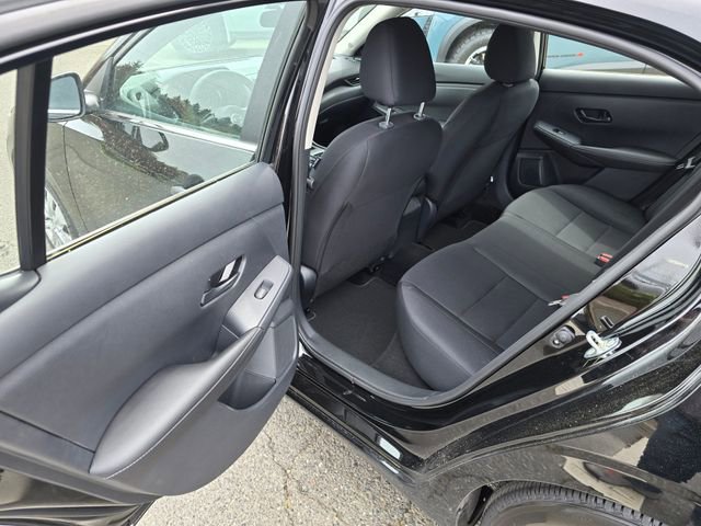 Used 2025 Nissan Sentra S FWD image 11
