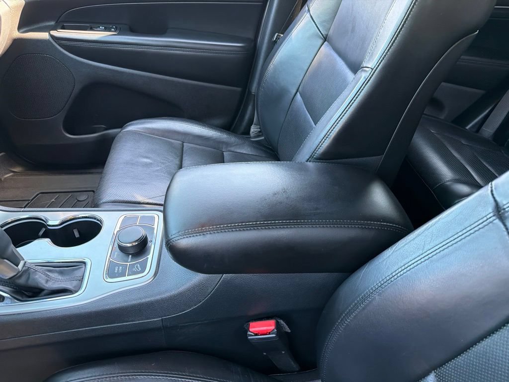 Used 2018 Jeep Grand Cherokee Limited w/ Luxury Group II AWD/4WD image 13