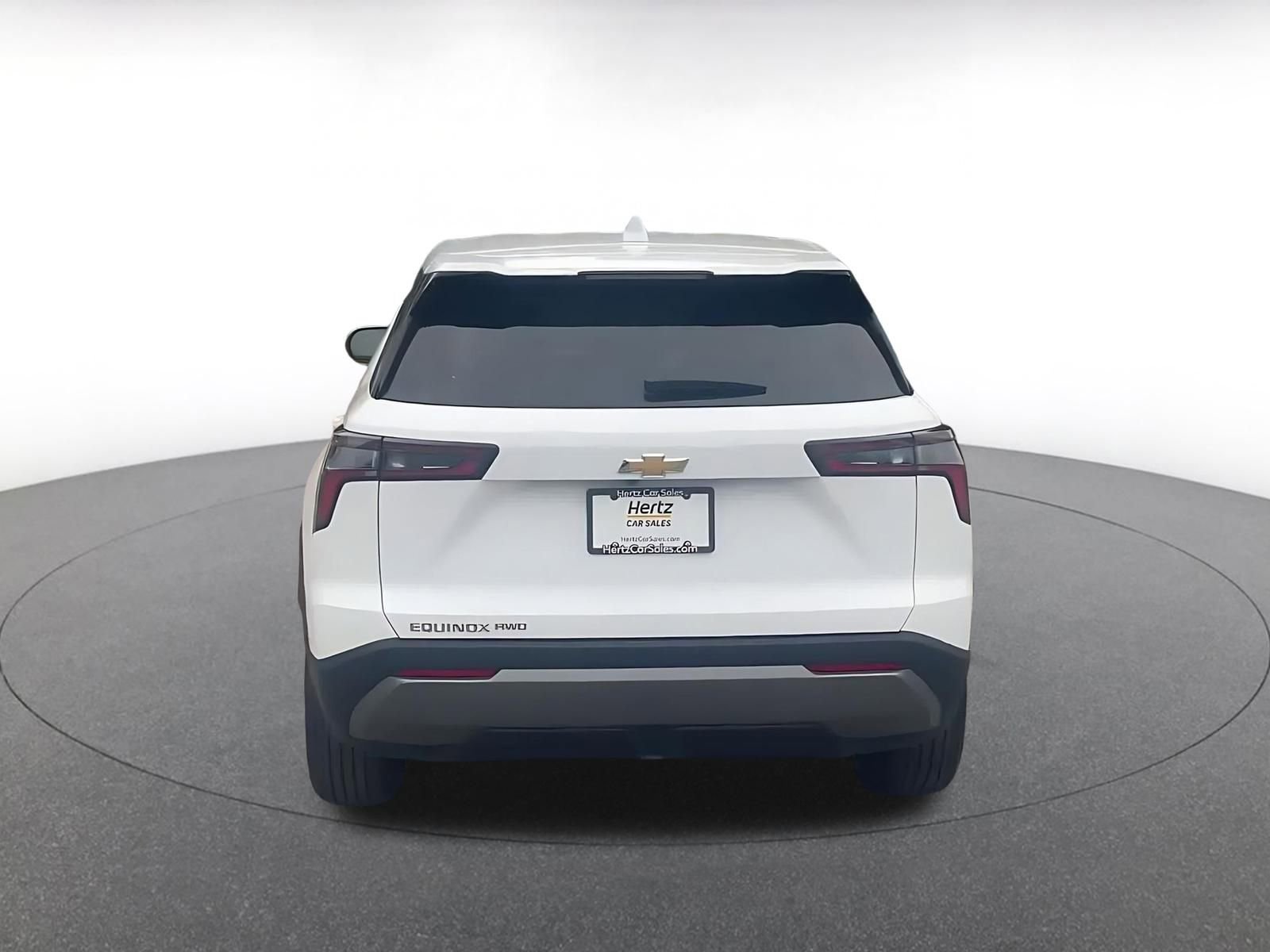 Used 2025 Chevrolet Equinox LT image 11