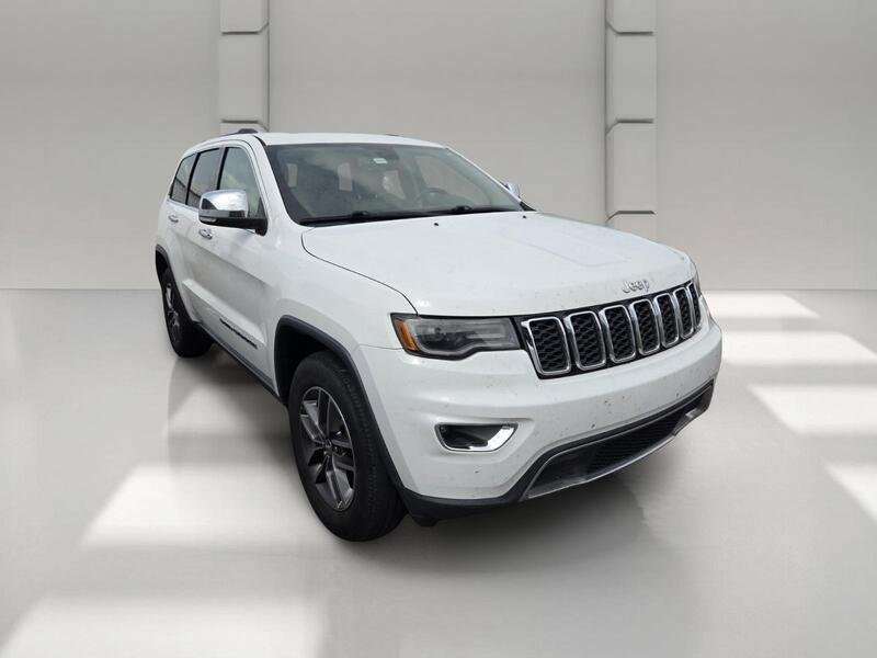 Certified 2017 Jeep Grand Cherokee Limited w/ Luxury Group II RWD image 3