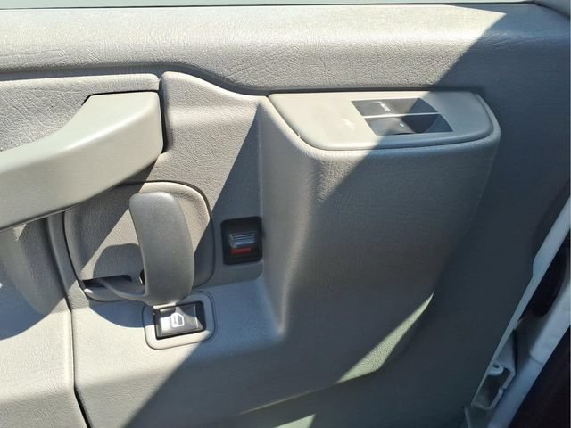 Used 2019 Chevrolet Express 2500 w/ Driver Convenience Package RWD image 11