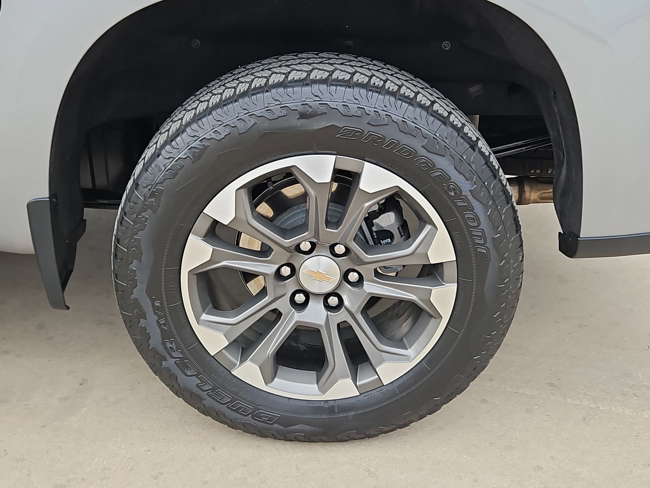 Certified 2024 Chevrolet Silverado 1500 High Country w/ Technology Package image 33