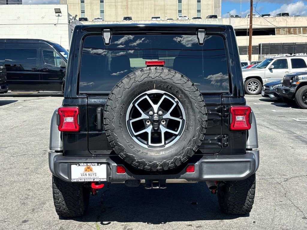 Used 2025 Jeep Wrangler Unlimited Rubicon image 8