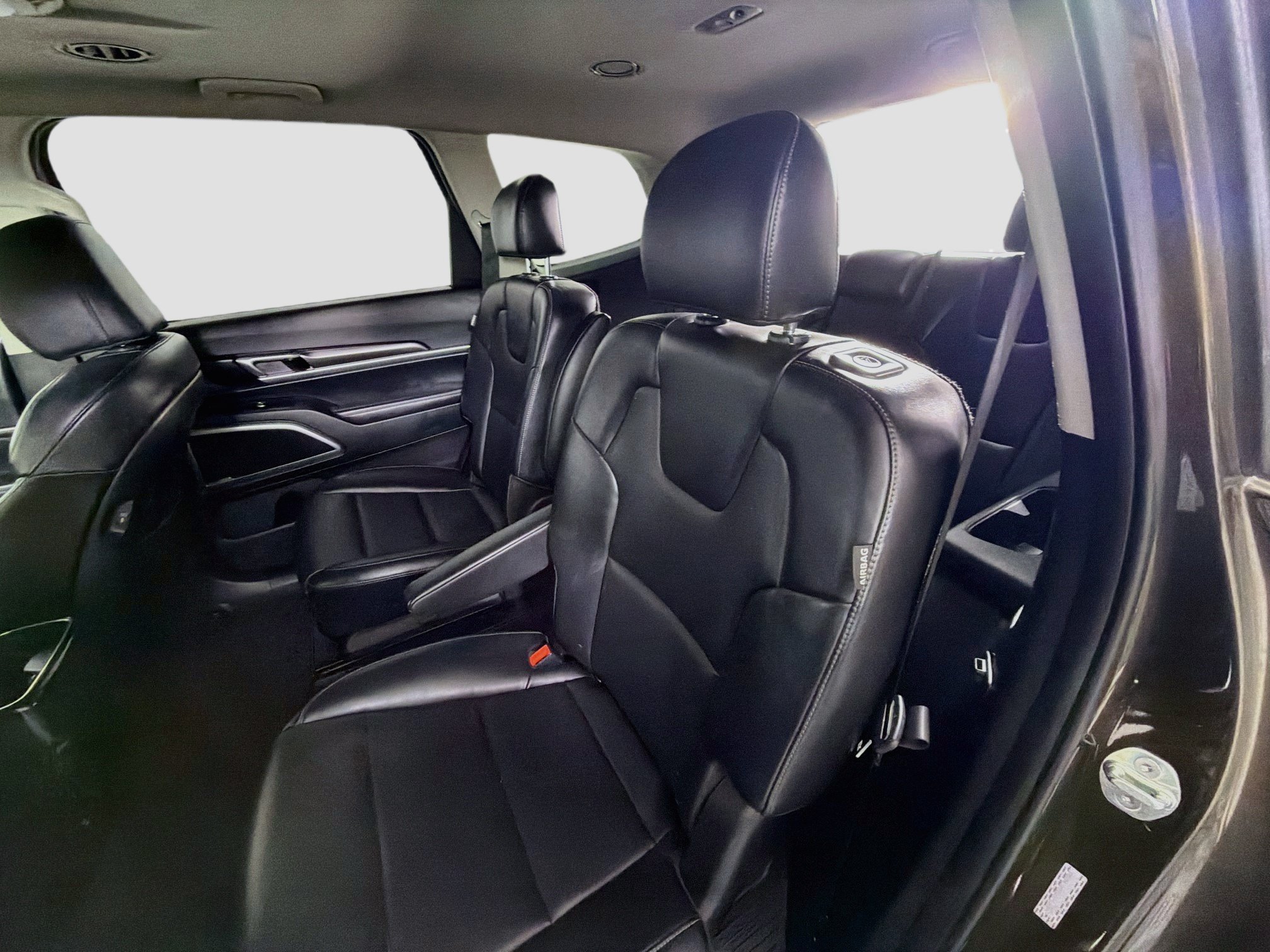 Used 2025 Kia Telluride S AWD/4WD image 29