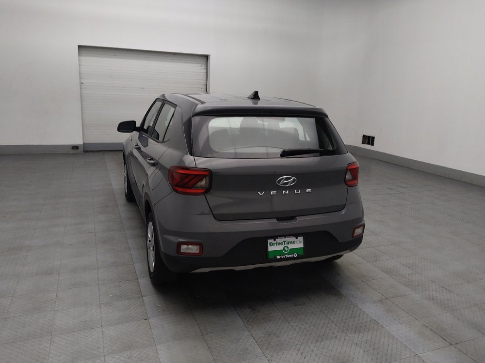 Used 2020 Hyundai Venue SE image 6