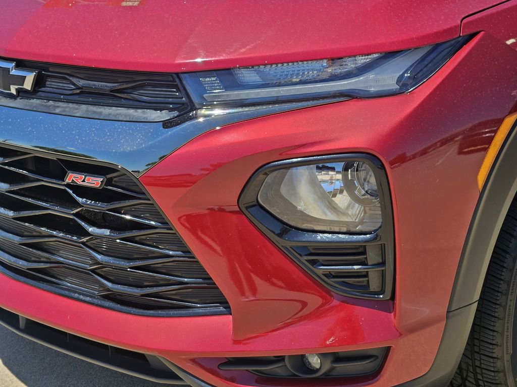 Used 2021 Chevrolet TrailBlazer RS w/ Convenience Package FWD image 12