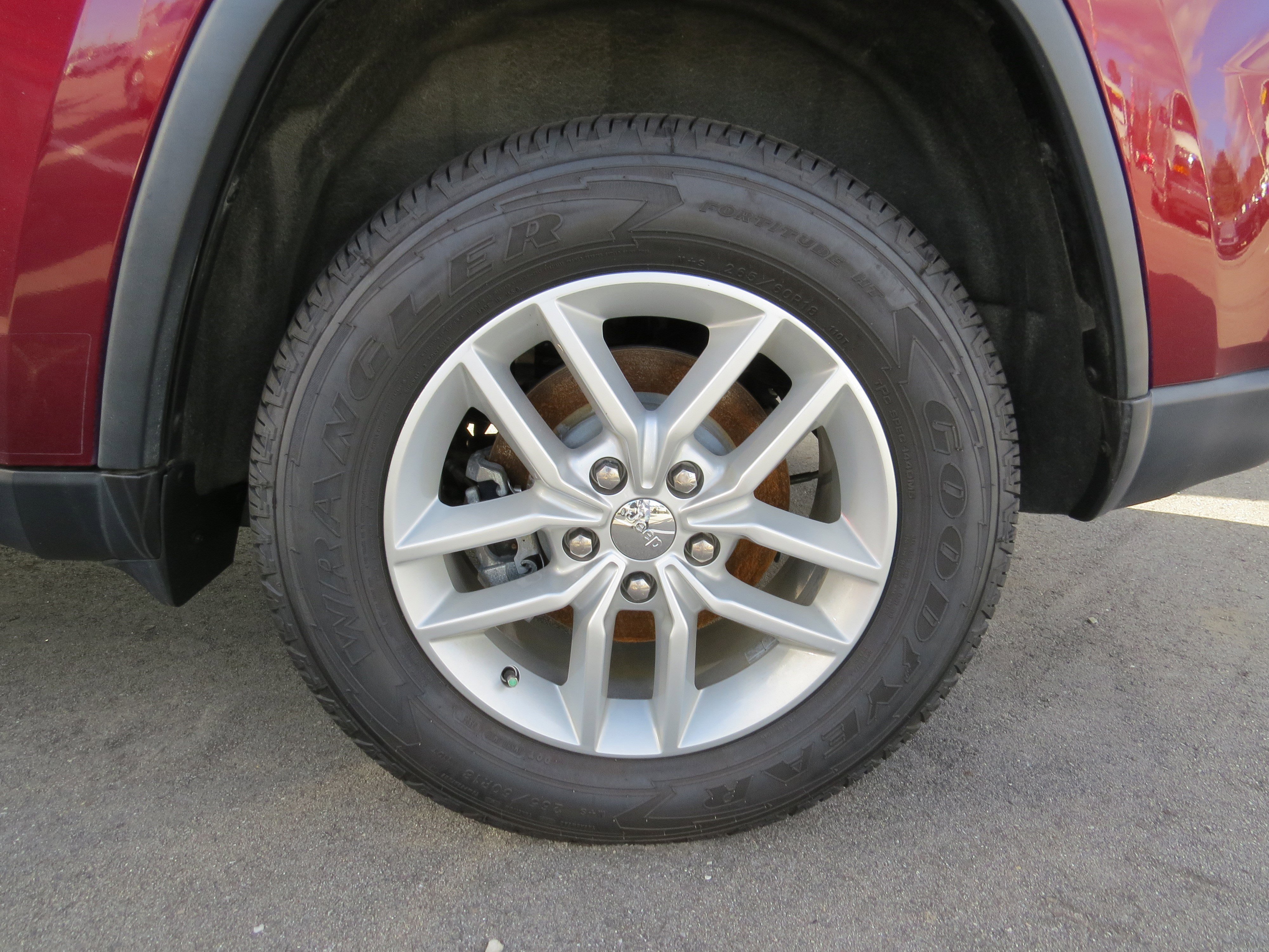 Used 2018 Jeep Grand Cherokee Laredo image 7