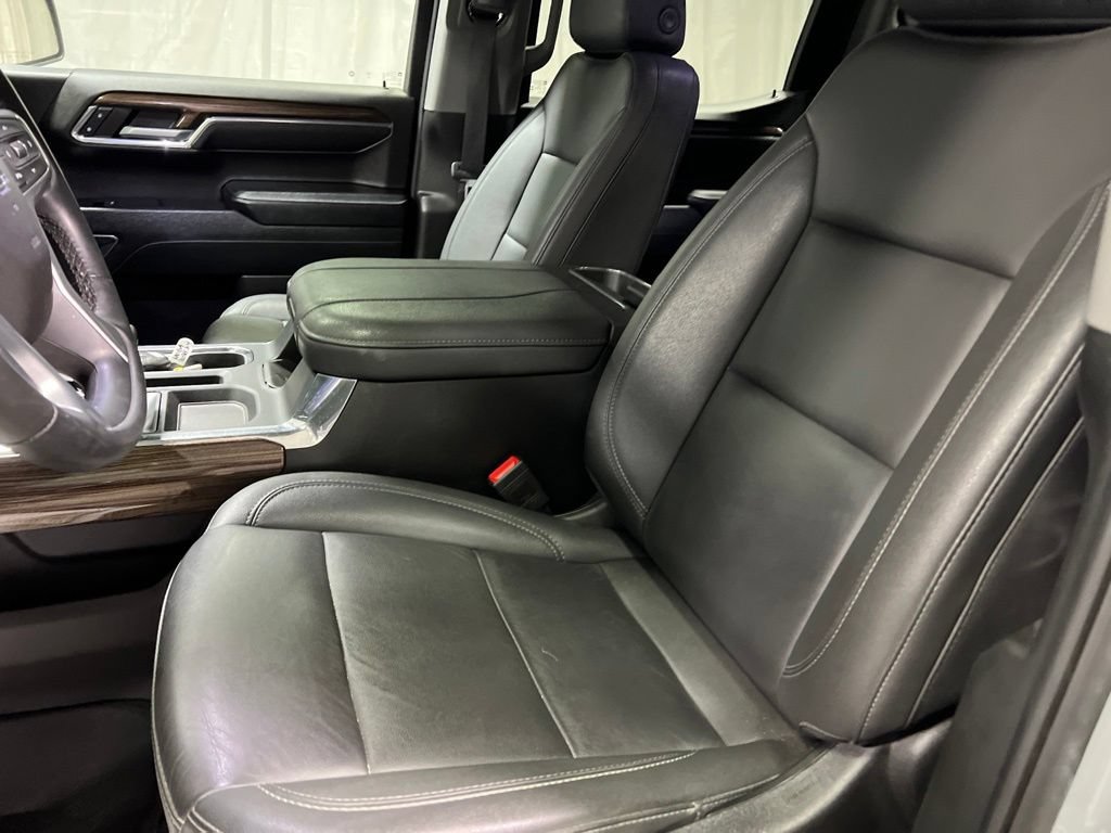 Used 2024 Chevrolet Silverado 1500 RST w/ Convenience Package II AWD/4WD image 23