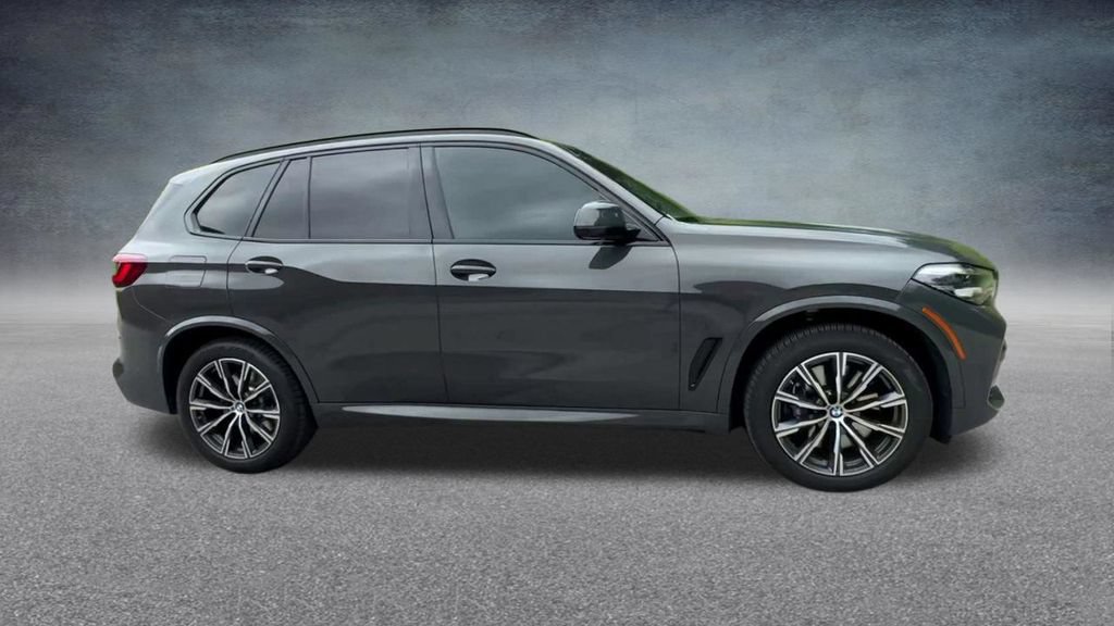 Used 2022 BMW X5 M50i w/ Premium Package AWD/4WD image 27