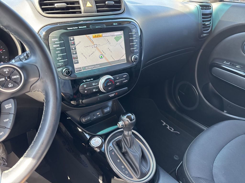 Used 2017 Kia Soul + w/ Audio Package image 64