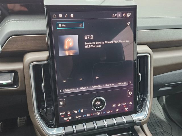 Used 2025 GMC Yukon Denali Ultimate w/ LPO, Floor Liner Package image 16