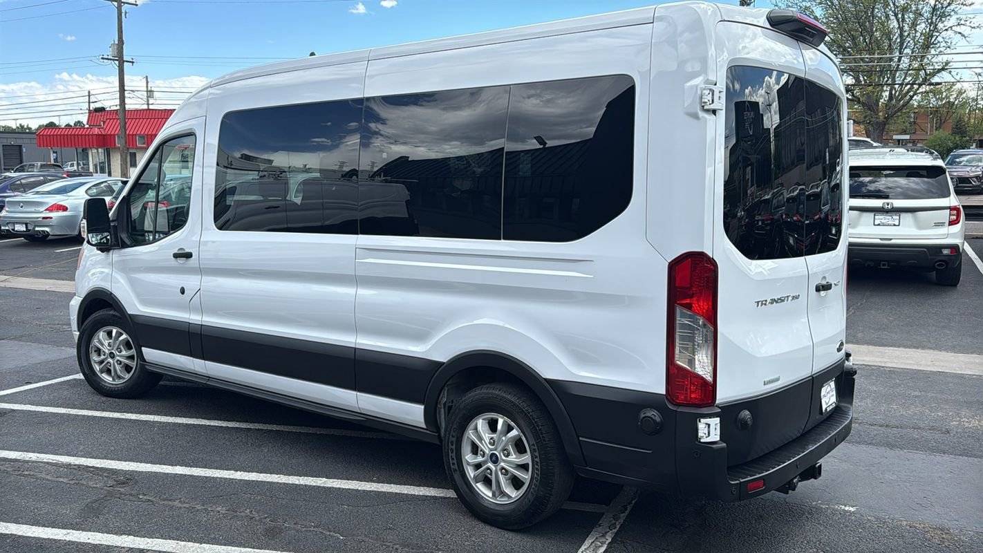 Used 2022 Ford Transit 350 XLT RWD image 5