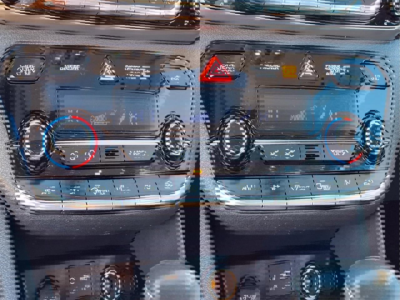 Used 2018 Hyundai Ioniq Limited w/ Limited Ultimate Package 03 image 20