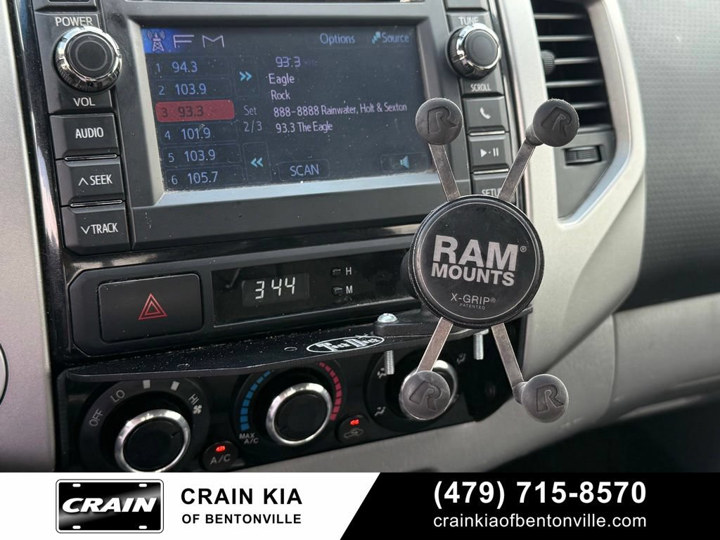 Used 2013 Toyota Tacoma 4x4 Access Cab w/ SR5 Pkg image 15