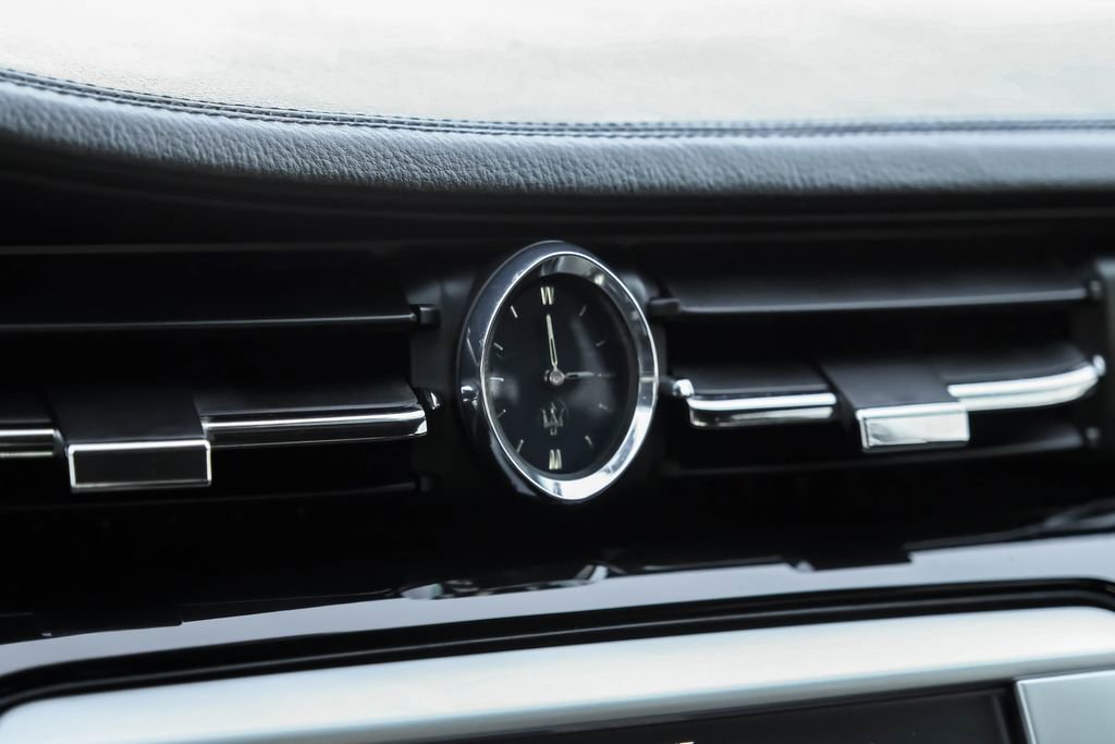 Used 2015 Maserati Quattroporte S Q4 image 28