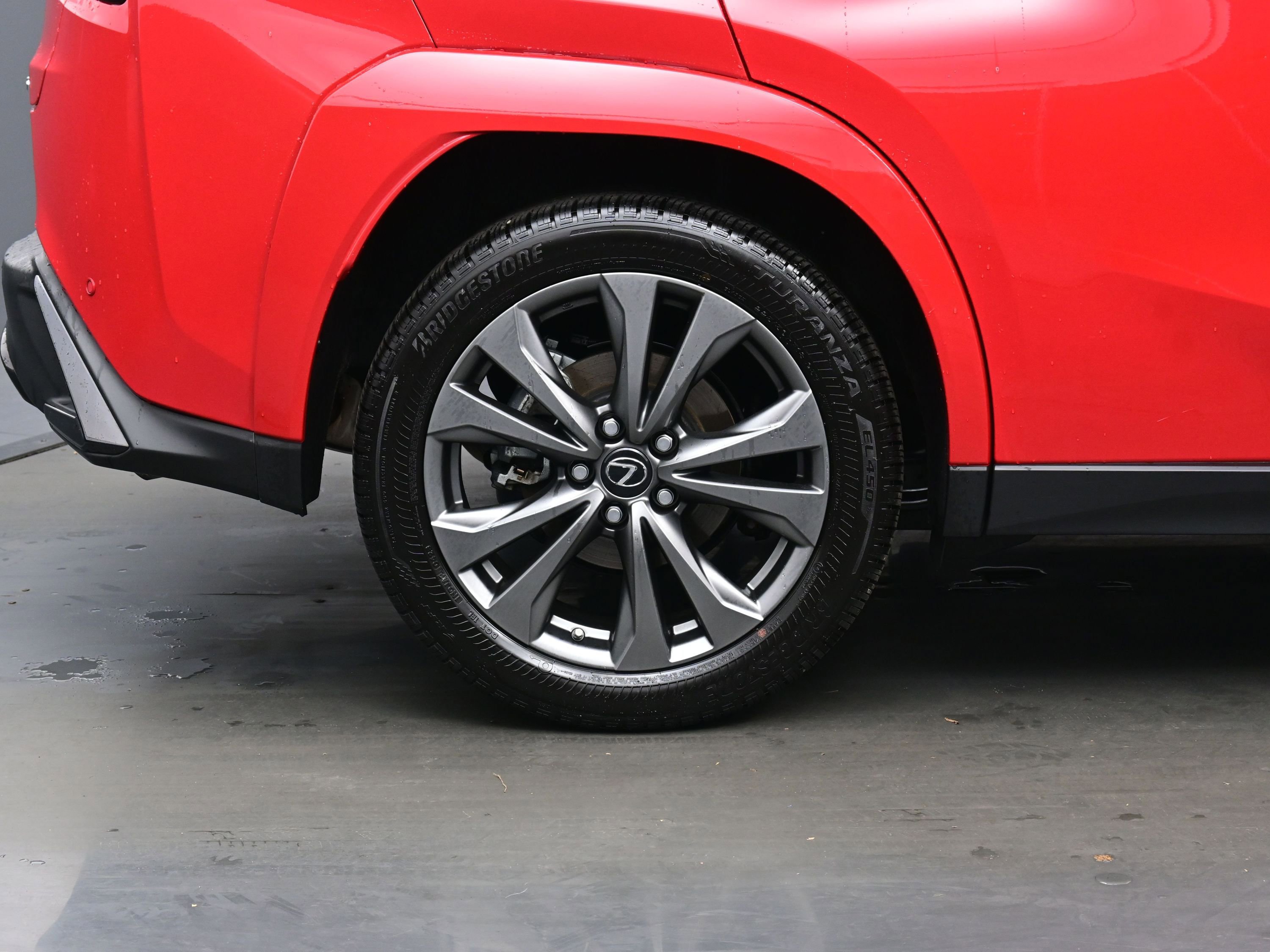 Used 2023 Lexus UX 250h F Sport image 9