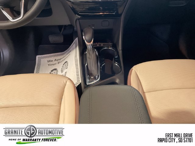 Used 2026 Buick Encore GX Avenir w/ Avenir Convenience Package FWD image 21