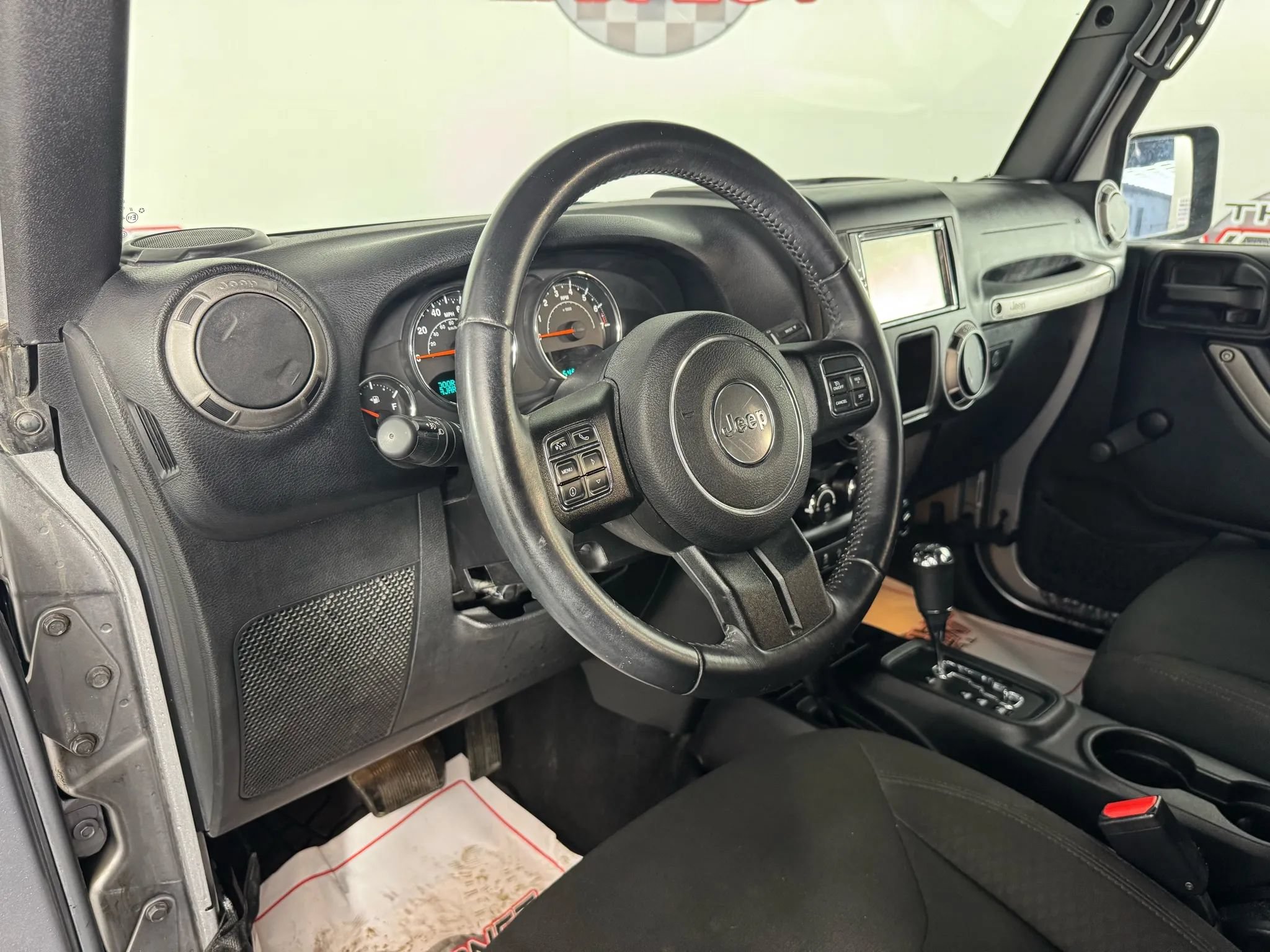 Used 2015 Jeep Wrangler Sport AWD/4WD image 10
