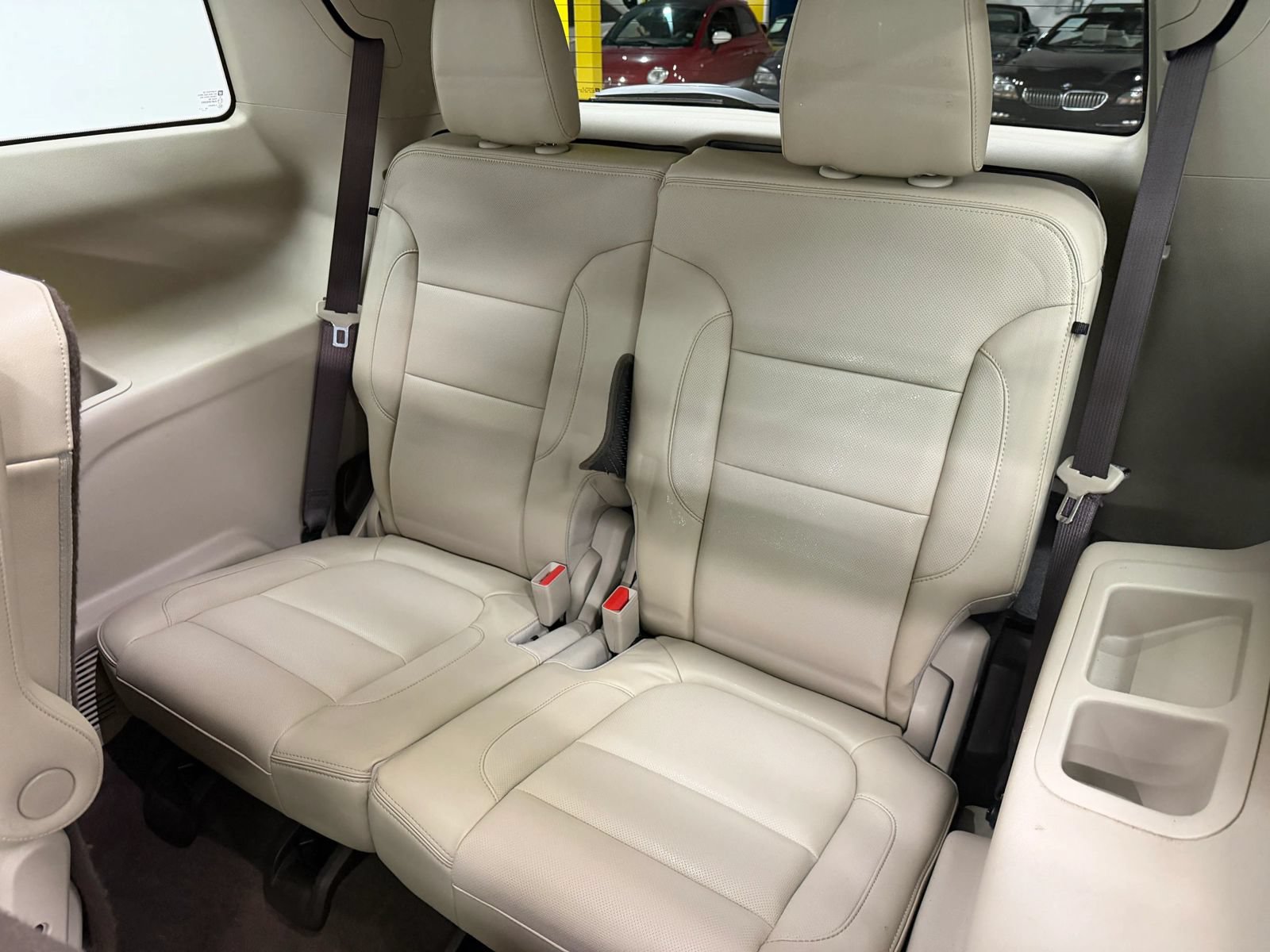 Used 2017 GMC Acadia Denali w/ Technology Package FWD image 17