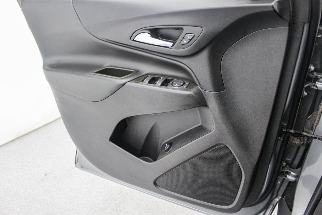 Used 2023 Chevrolet Equinox LT AWD/4WD image 18
