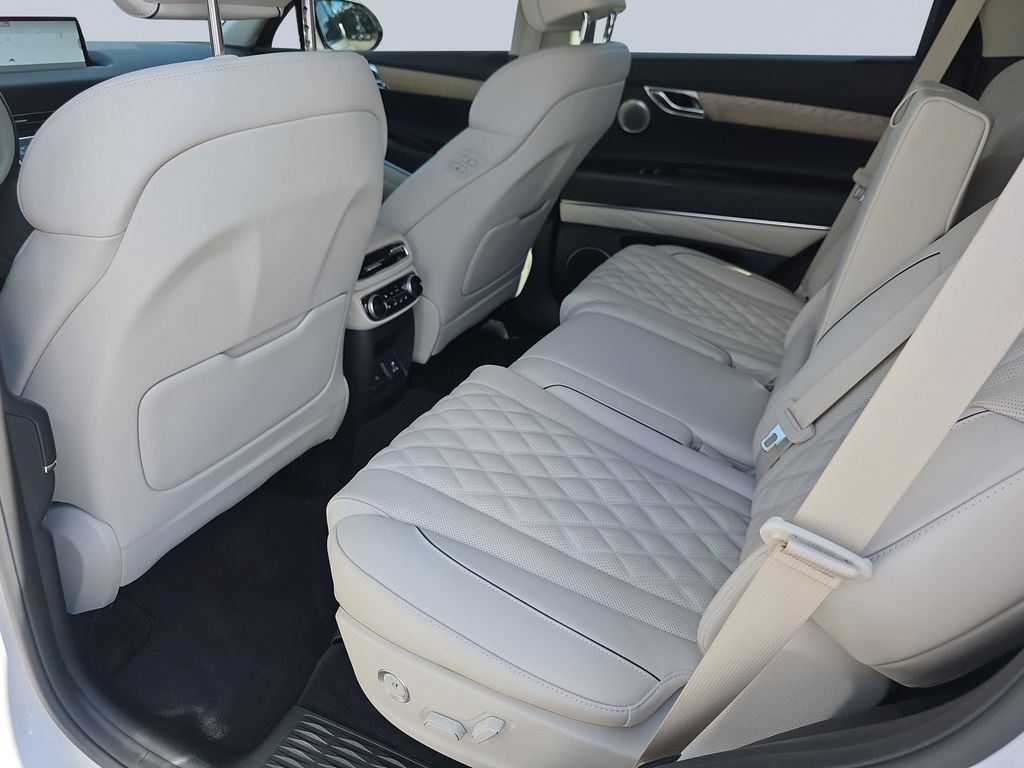 Used 2024 Genesis GV80 3.5T w/ Prestige Package AWD/4WD image 30