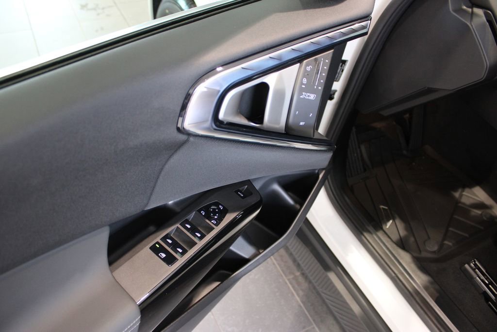 New 2026 BMW X3 xDrive30 w/ Premium Package image 26